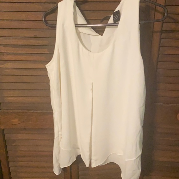 new directions Tops - lightweight layered white sleeveless top